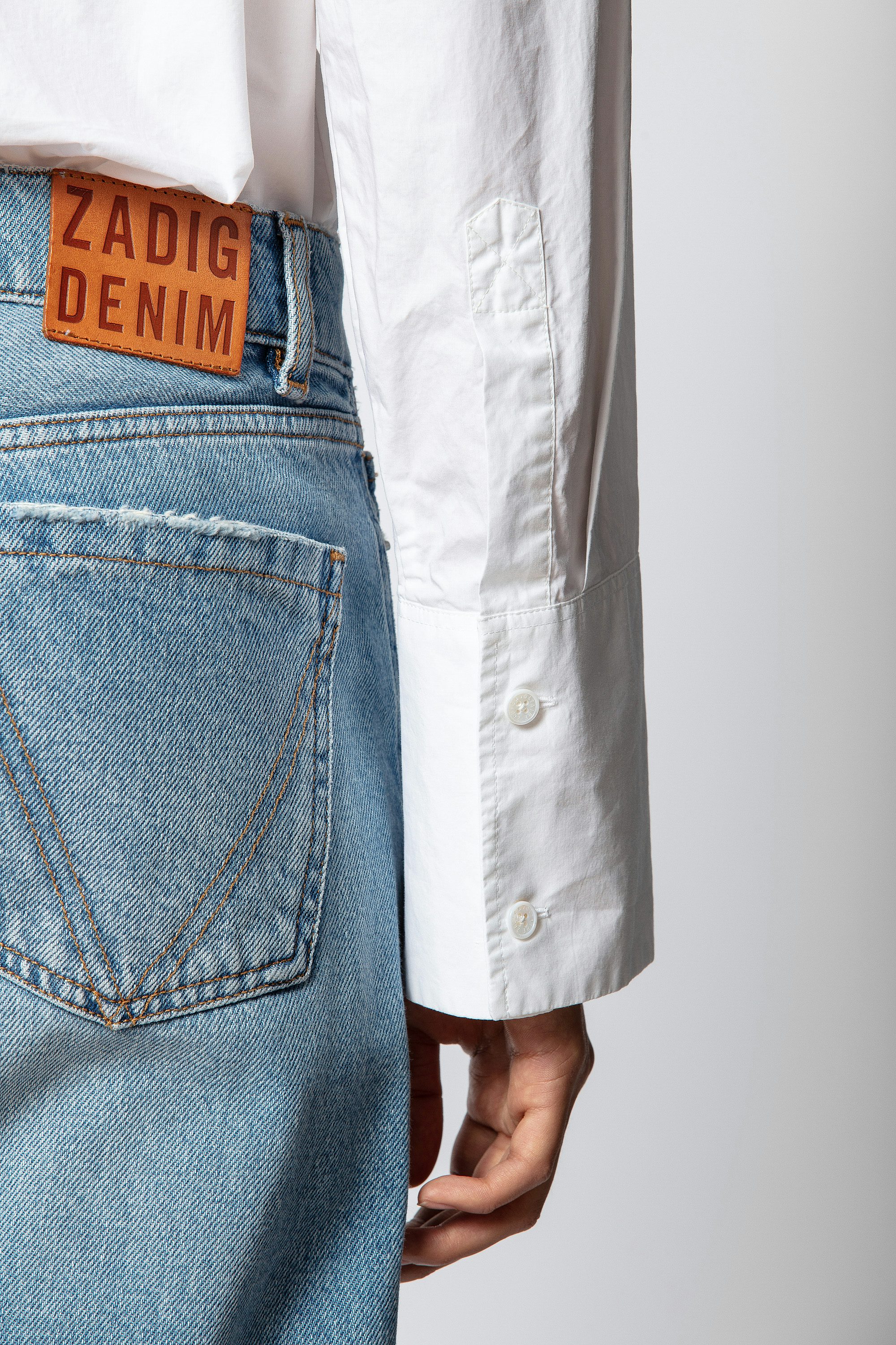 Erini Jeans - Women's worn effect jeans